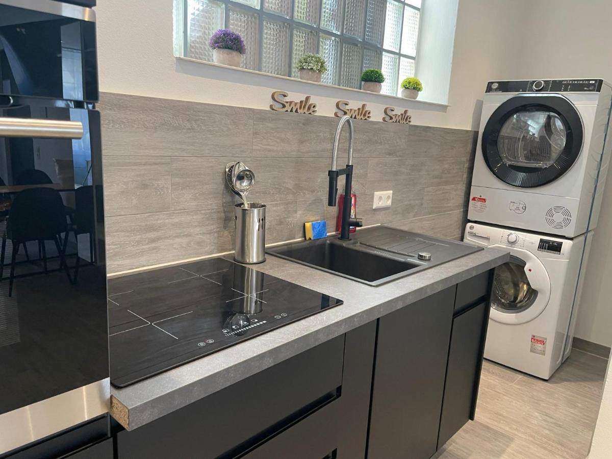 Beutelsbacherstr. 12 B Apartamento