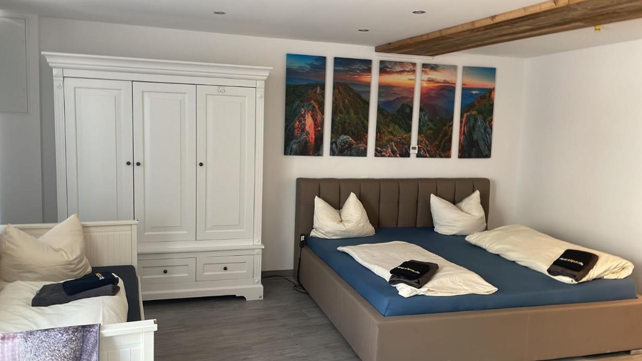Beutelsbacherstr. 12 B Apartamento